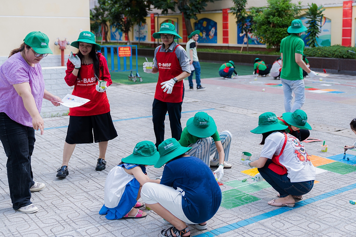 Viet Duc Company accompanies BASF Vietnam to build a playground for visually impaired children in Ho Chi Minh City